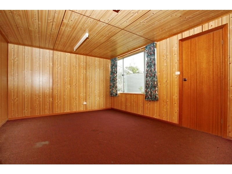 11 Folkestone Terrace, Victor Harbor SA 5211