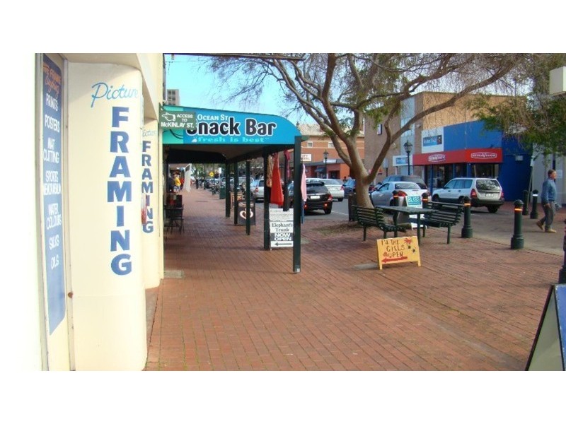 60 Ocean Street, Victor Harbor SA 5211