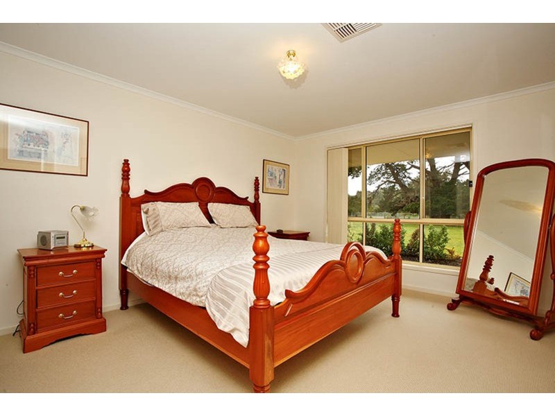 lot 5 Henderson Road, Victor Harbor SA 5211