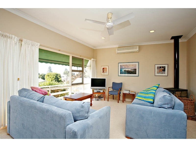 9 Islandview Crescent, Encounter Bay SA 5211