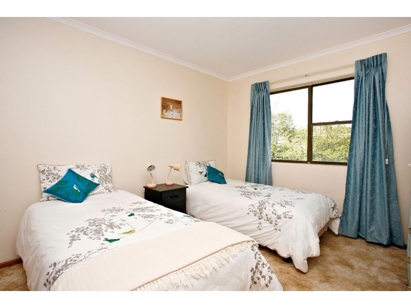 2/11 Passatt Street, Encounter Bay SA 5211