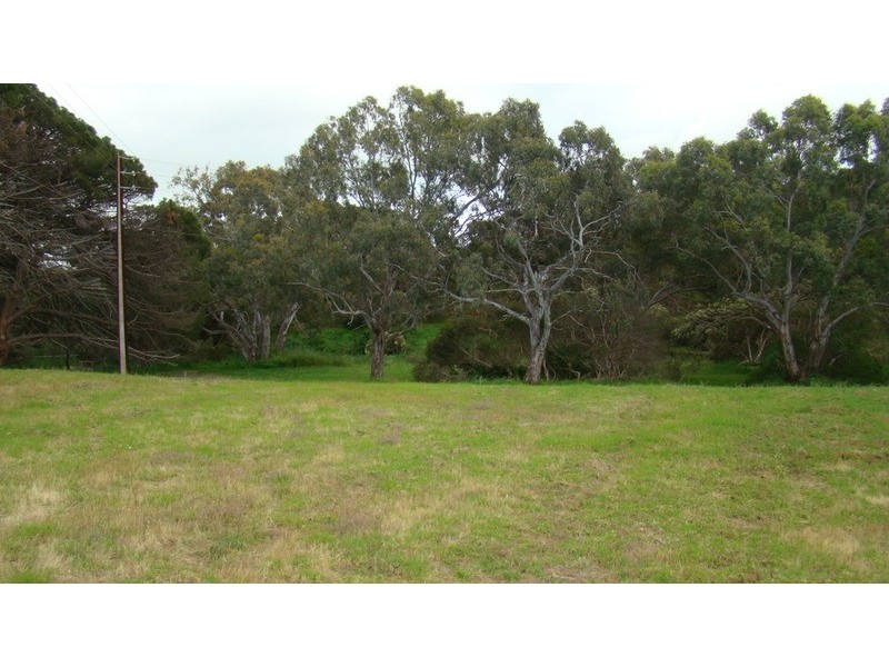 11 Almond Avenue, Victor Harbor SA 5211