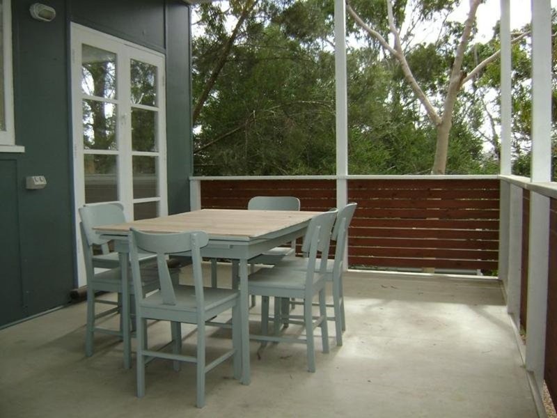 34 Pine Avenue, Victor Harbor SA 5211