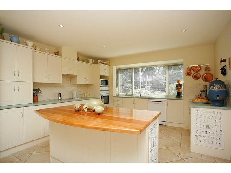 2 Lamont Court, Mccracken SA 5211