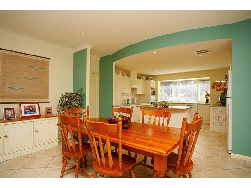 2 Lamont Court, Mccracken SA 5211