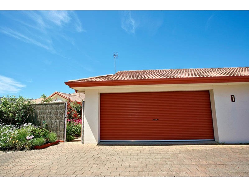 2/1 Lakeside Circuit, Encounter Bay SA 5211
