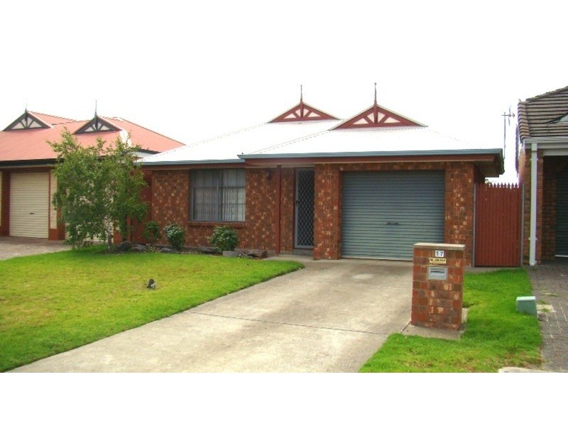 17 Matthew Flinders Drive, Encounter Bay SA 5211