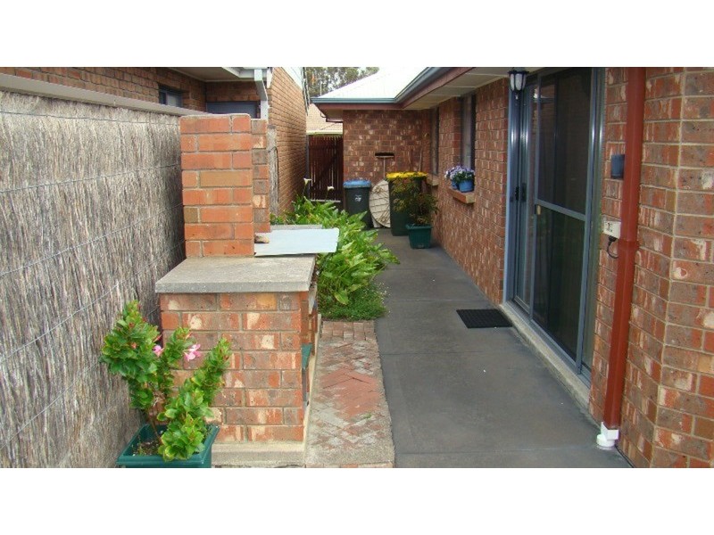 17 Matthew Flinders Drive, Encounter Bay SA 5211