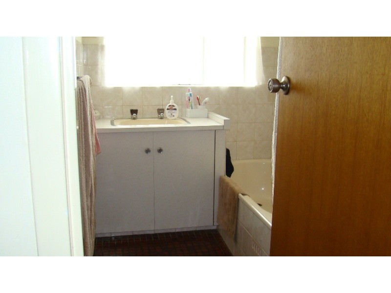 2/106 Bay Road, Encounter Bay SA 5211