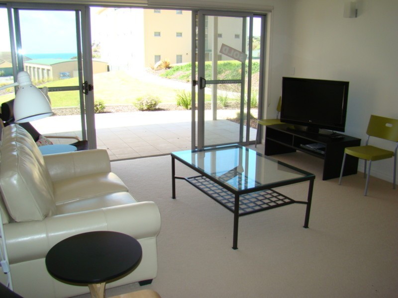 14/2 Solway Crescent, Encounter Bay SA 5211
