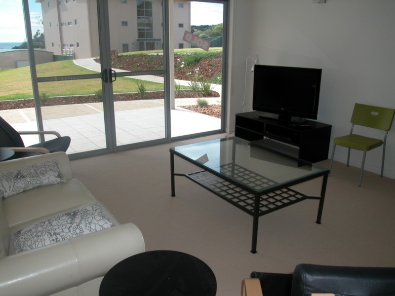 14/2 Solway Crescent, Encounter Bay SA 5211