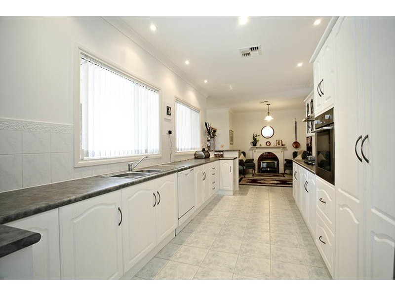 14 Donegal Street, Mccracken SA 5211