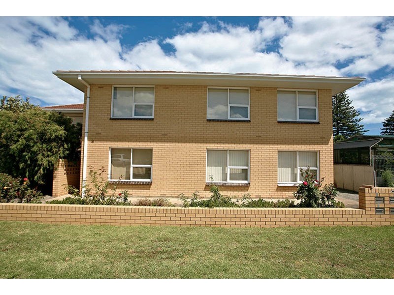2/30 Kingsford Street, Victor Harbor SA 5211