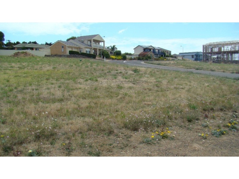 3 Stonehut Circuit, Encounter Bay SA 5211