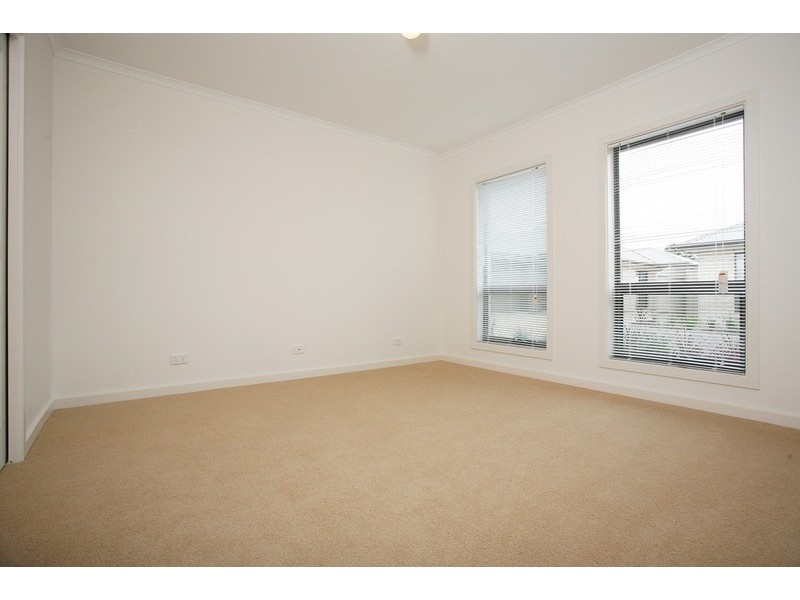 Villas 2 & 5/18-22 Leworthy Street, Victor Harbor SA 5211