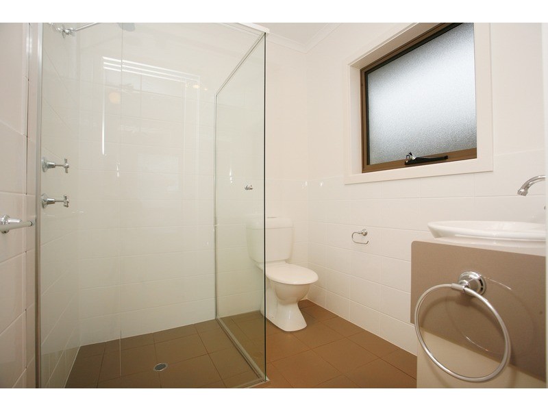 Villas 2 & 5/18-22 Leworthy Street, Victor Harbor SA 5211