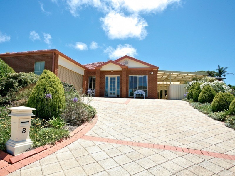 8 Gribble Court, Encounter Bay SA 5211