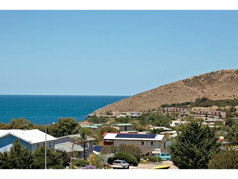 8 Gribble Court, Encounter Bay SA 5211