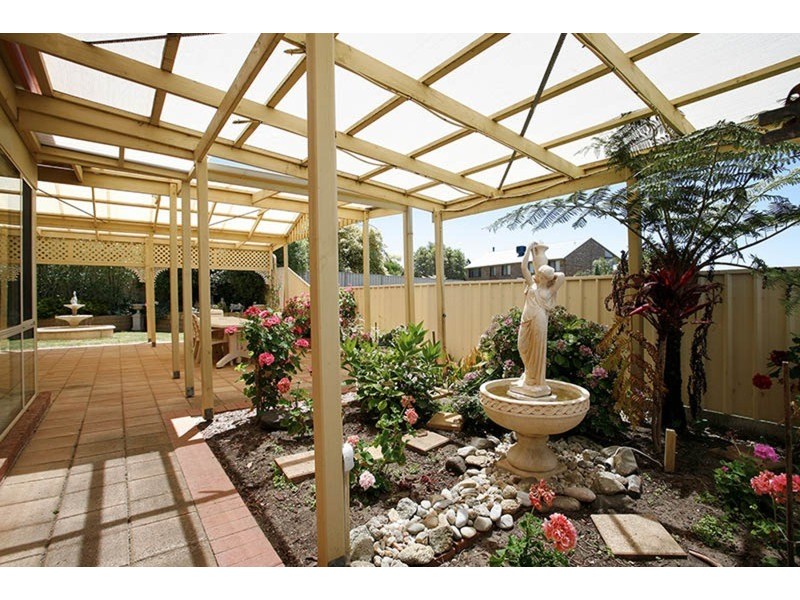 8 Gribble Court, Encounter Bay SA 5211