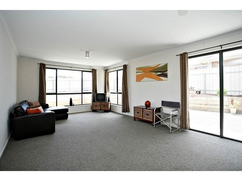 16 Pomery Street, Port Elliot SA 5212