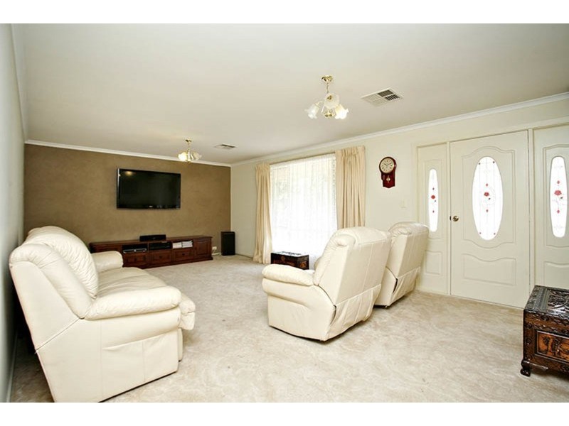 150 Canterbury Road, Victor Harbor SA 5211