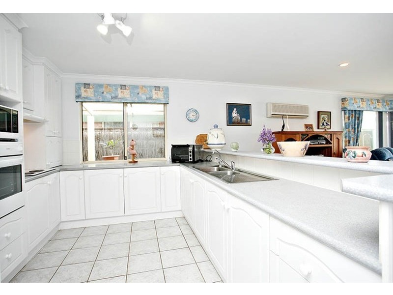 59 Matthew Flinders Drive, Encounter Bay SA 5211