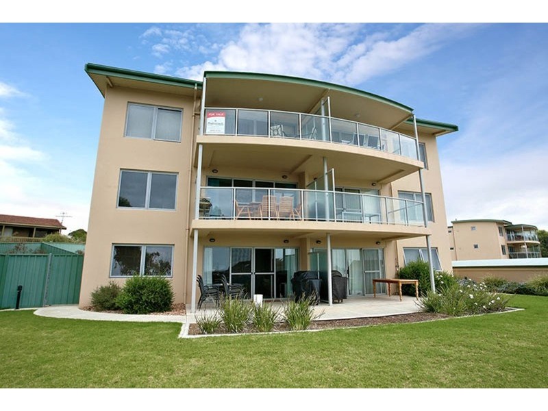 4/2 Solway Crescent, Encounter Bay SA 5211