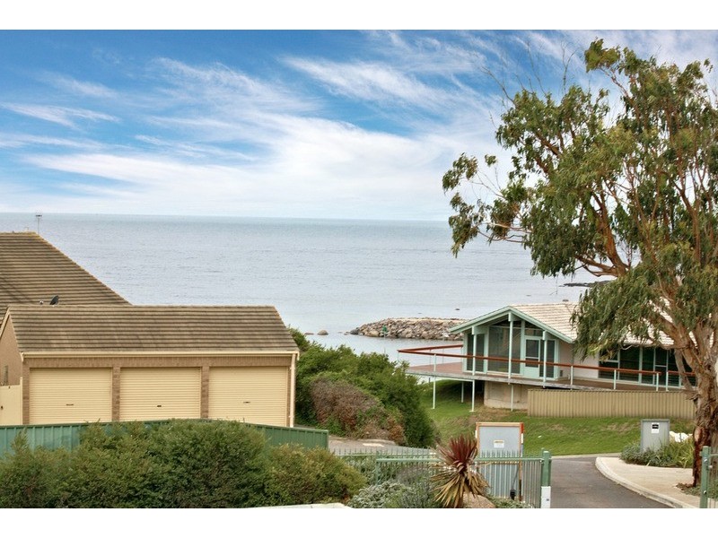 4/2 Solway Crescent, Encounter Bay SA 5211