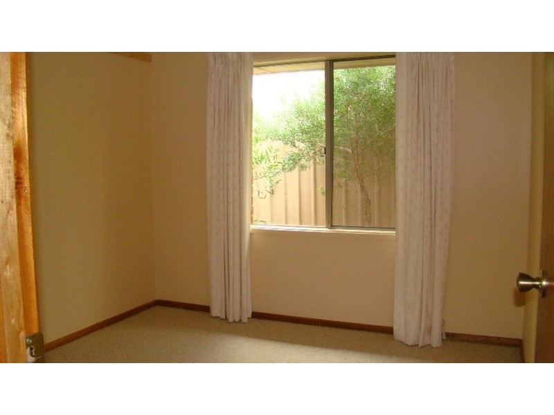 7 Dwiar Road, Victor Harbor SA 5211