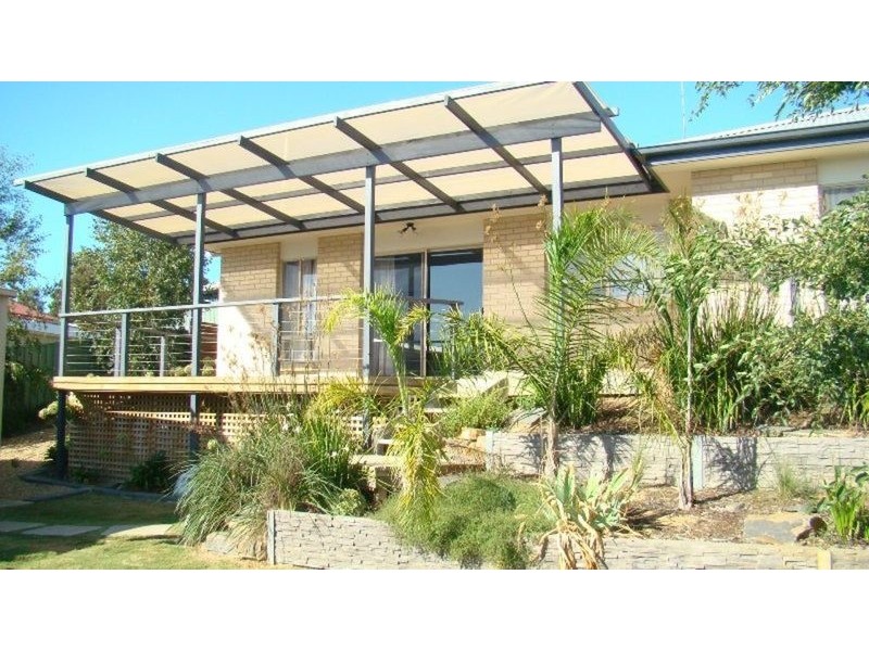 4 Gare Court, Victor Harbor SA 5211