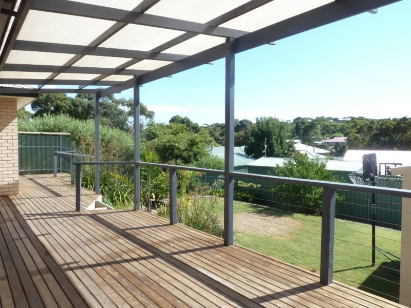 4 Gare Court, Victor Harbor SA 5211