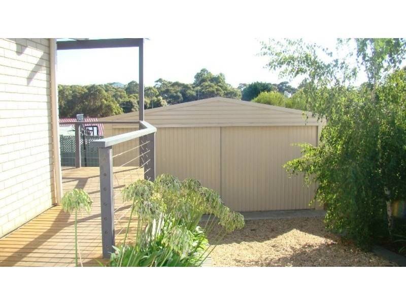 4 Gare Court, Victor Harbor SA 5211