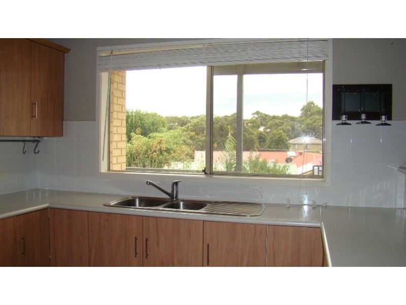 4 Gare Court, Victor Harbor SA 5211