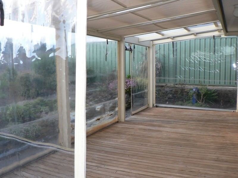 5 Palm Court, Mccracken SA 5211