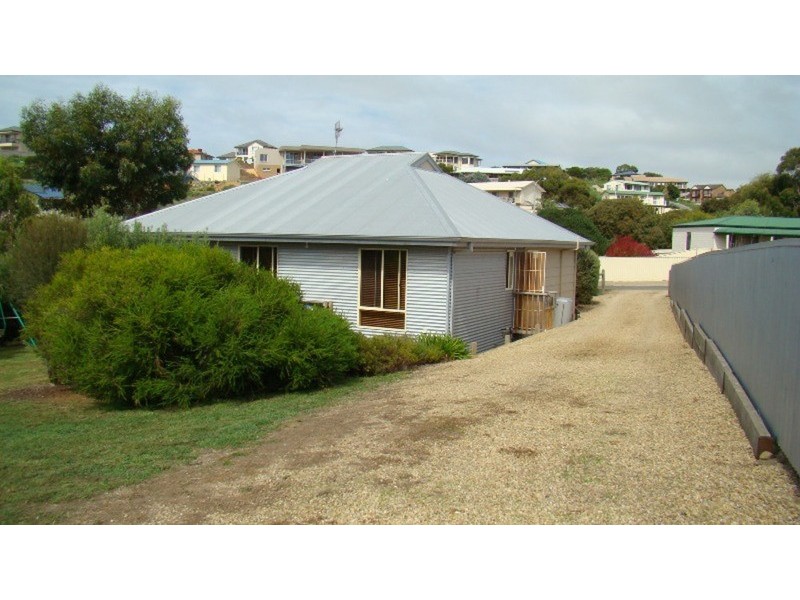 4 Pollard Court, Encounter Bay SA 5211
