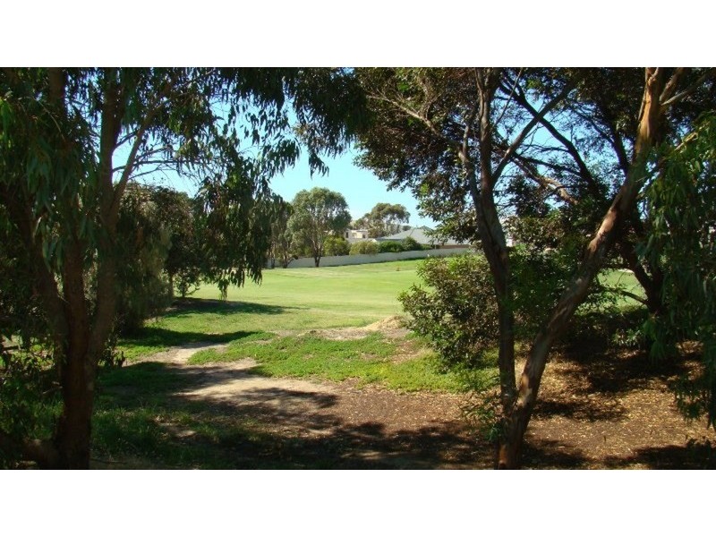 82 Rapid Drive, Mccracken SA 5211