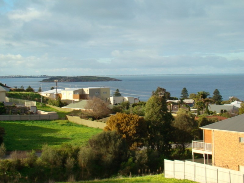 1/18 Joy Street, Encounter Bay SA 5211
