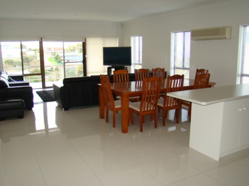 1/18 Joy Street, Encounter Bay SA 5211