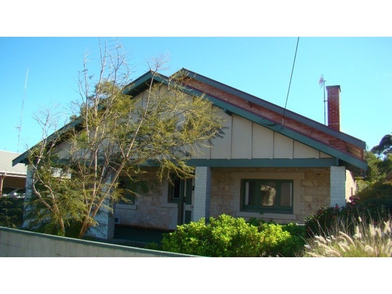 29 Sturt Street, Victor Harbor SA 5211