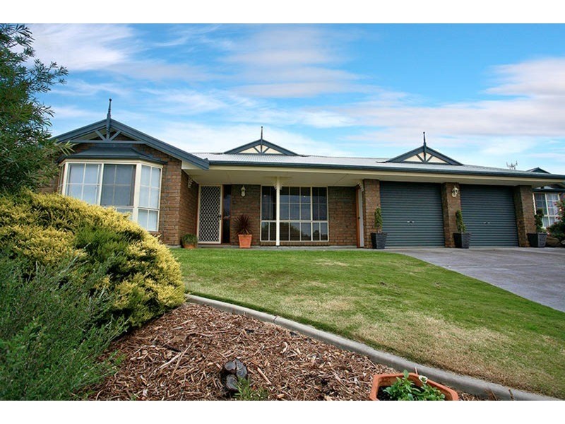 3 Gare Court, Victor Harbor SA 5211