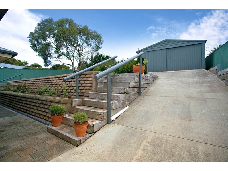 3 Gare Court, Victor Harbor SA 5211