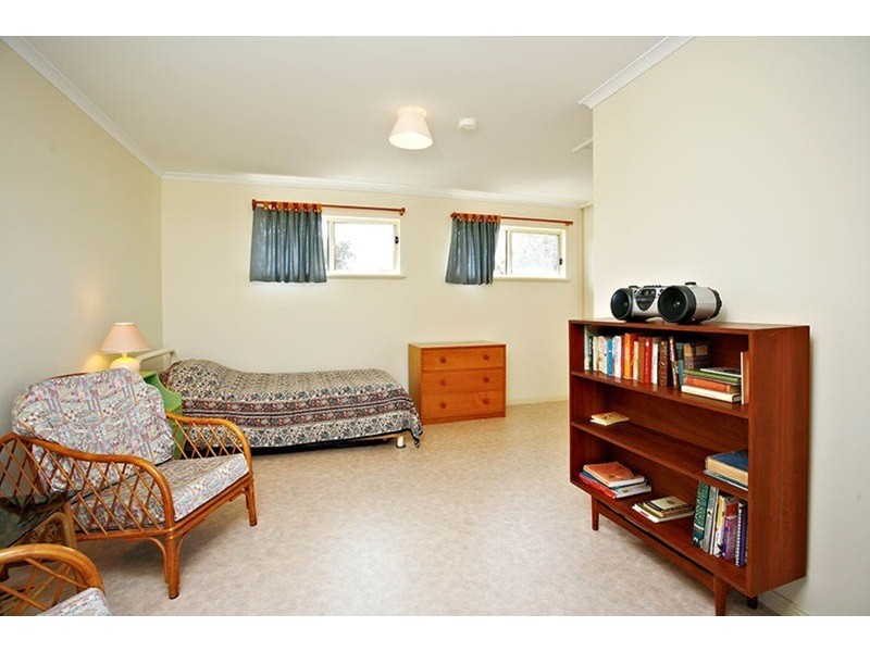 82 Crozier Road, Victor Harbor SA 5211