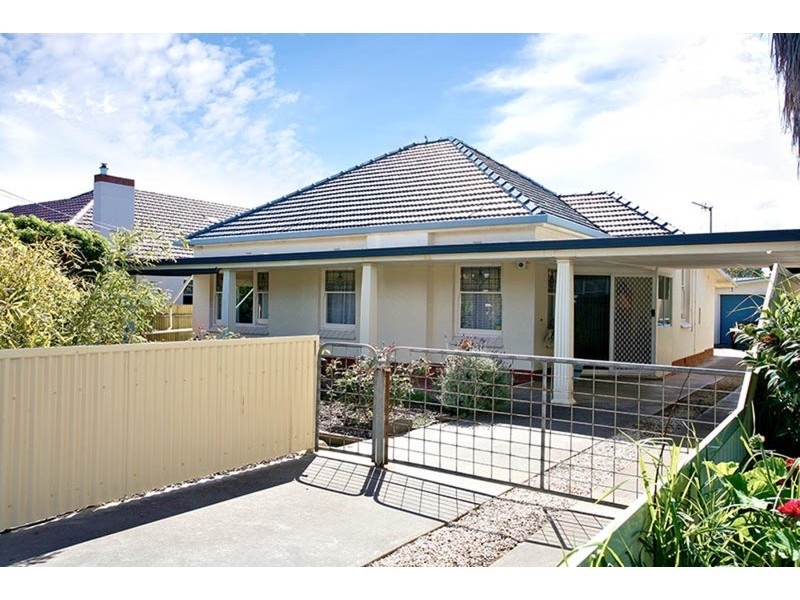 82 Crozier Road, Victor Harbor SA 5211