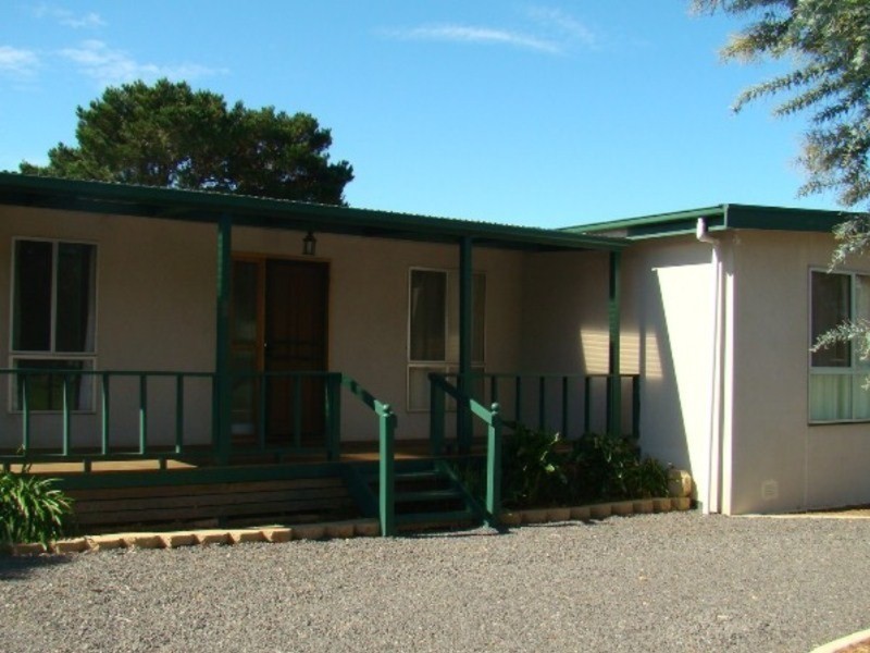 26 Higgins Street, Encounter Bay SA 5211