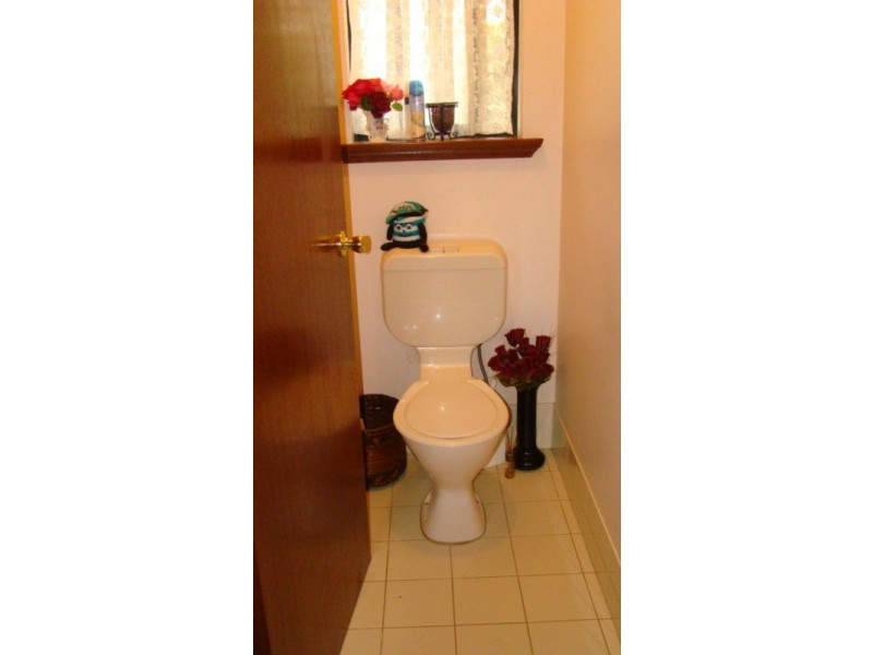 4 Lord Hobart Crescent, Encounter Bay SA 5211