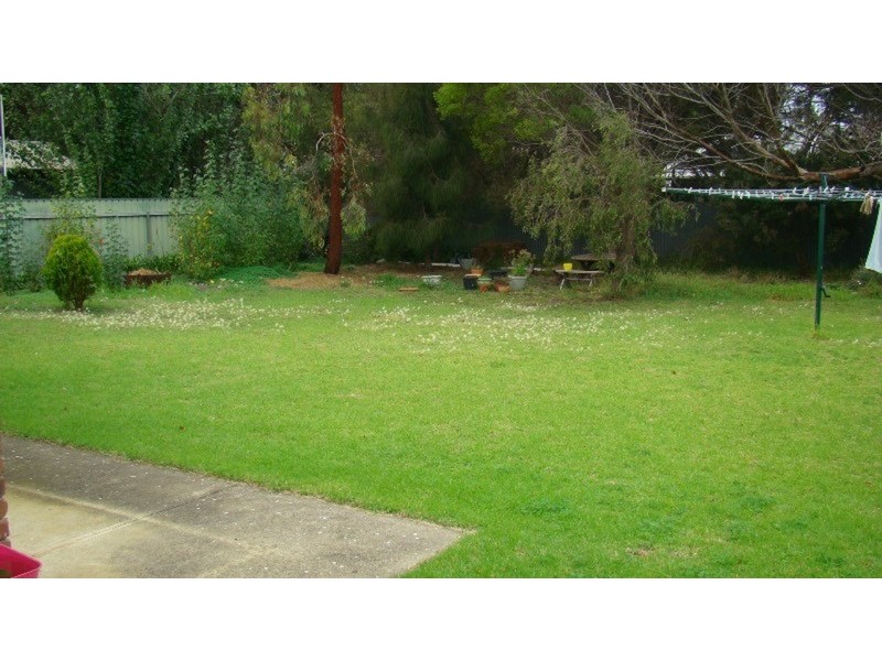 4 Lord Hobart Crescent, Encounter Bay SA 5211