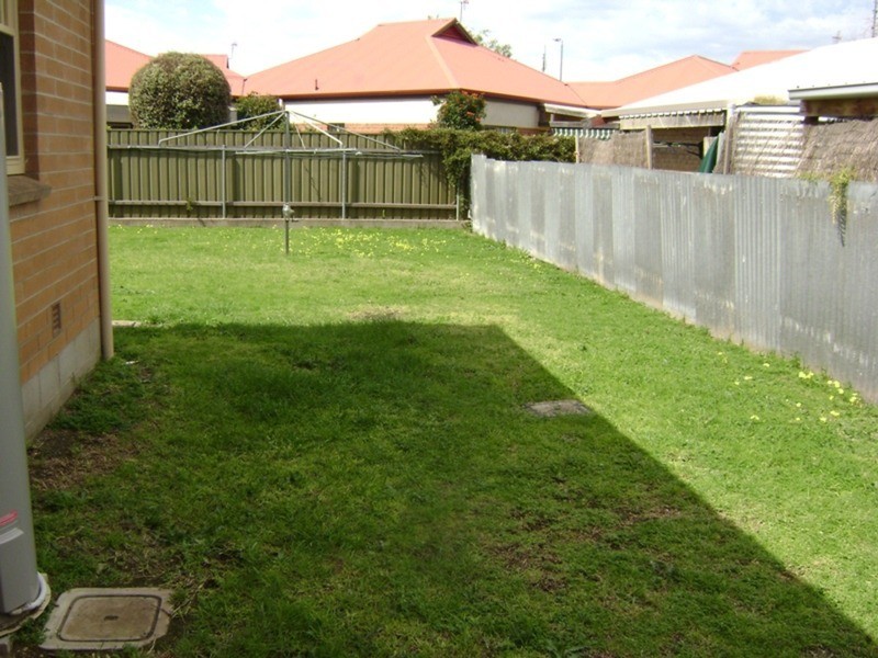14 Acraman Street, Victor Harbor SA 5211