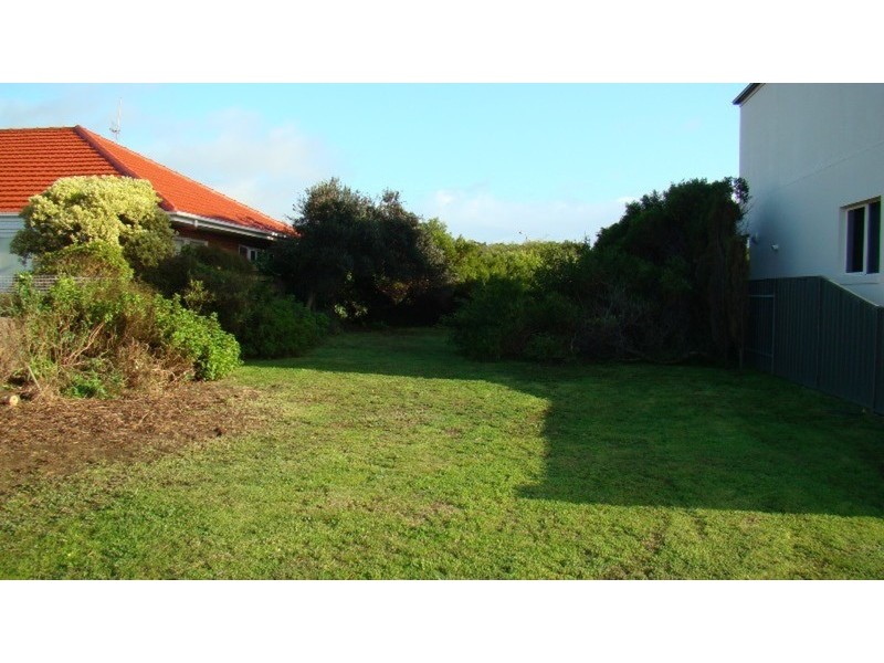 5 Bridge Terrace, Victor Harbor SA 5211