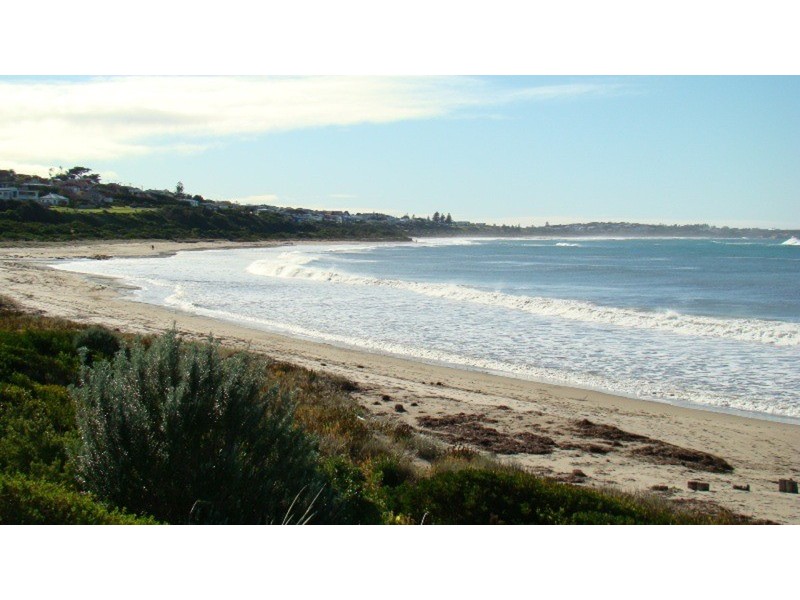 5 Bridge Terrace, Victor Harbor SA 5211