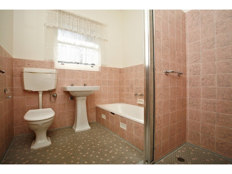 6 Bridge Terrace, Victor Harbor SA 5211
